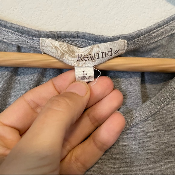 Rewind Gray Crop With Lace Hem - Picture 3 of 6